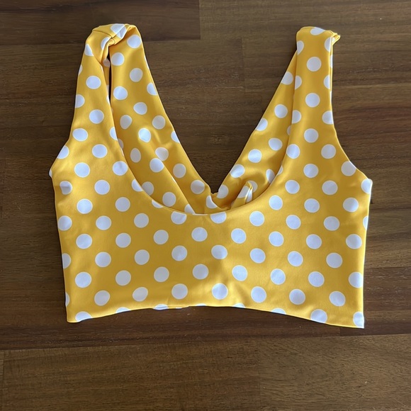 Imagine Perry yellow polka dot bikini for Jilly box - Picture 3 of 10